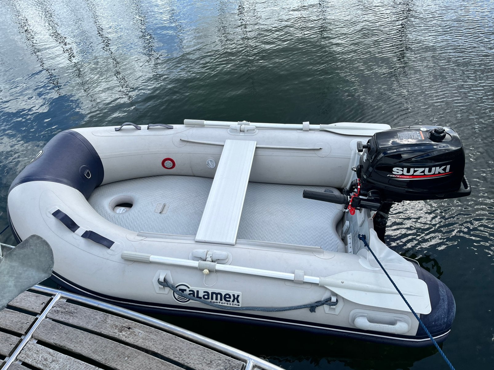 Talamex 230 airdeck met 4pk Suzuki 4T 12 vaaruren, Watersport en Boten, Ophalen, Zo goed als nieuw, Talamex