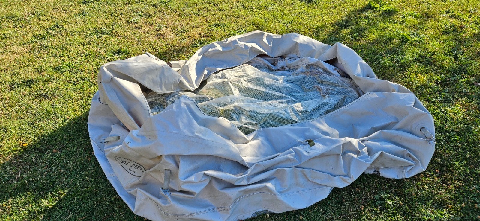 jacuzzi.  LAY  Z SPA., Enlèvement, Utilisé, Pompe, Gonflable