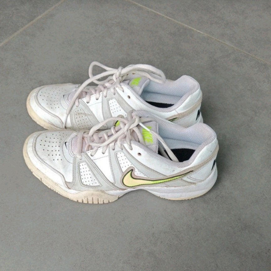 Nike tennisschoenen maat 38, Ophalen of Verzenden