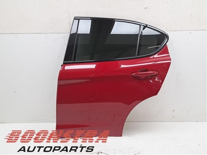 Portière 4portes arrière gauche d'un Alfa Romeo Stelvio (4, -, 3 mois de garantie, Utilisé, Alfa Romeo