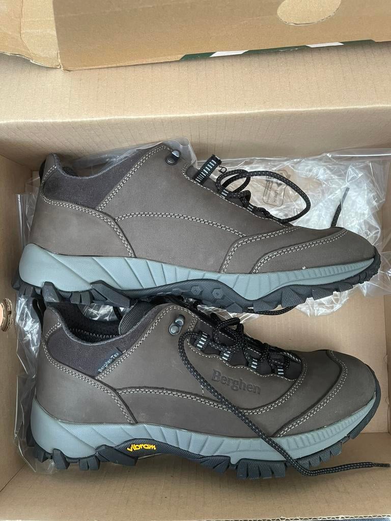 Chaussure berghen, Enlèvement ou Envoi, Comme neuf