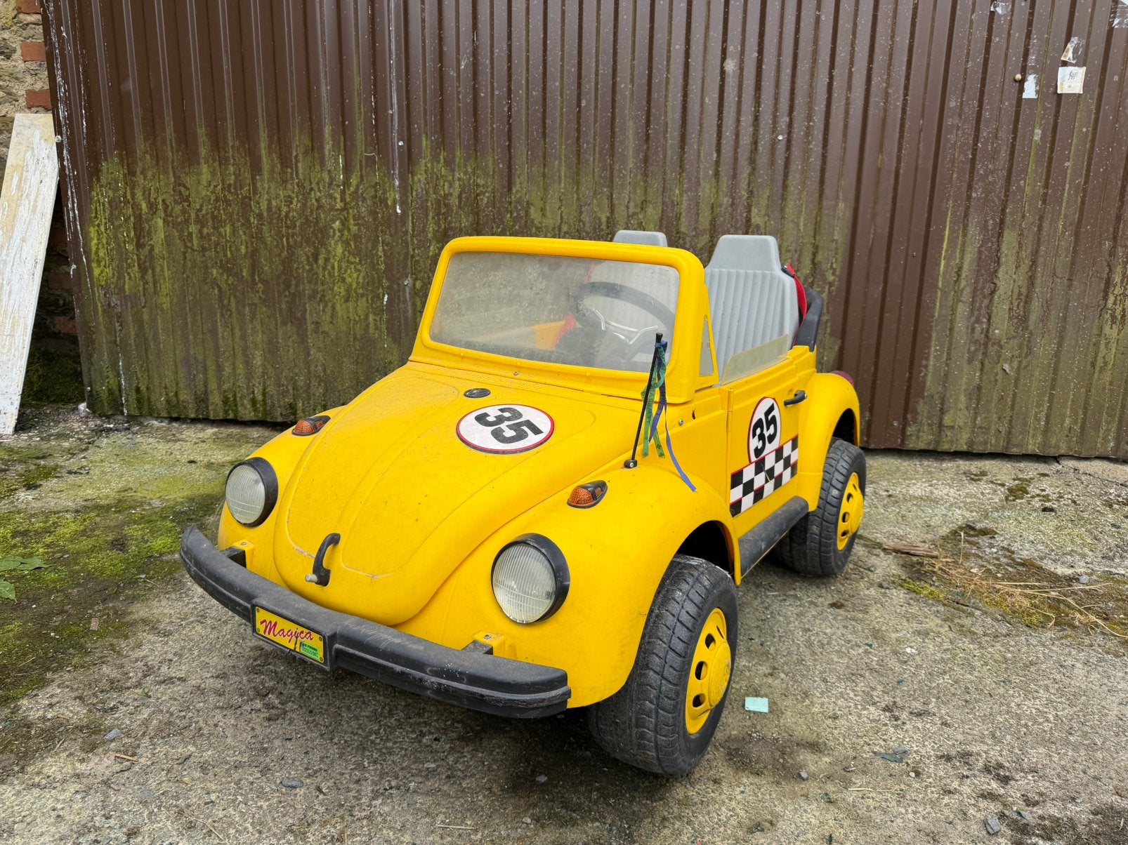 Rare vw cox Peg Perego sortie de grange, Achat, Entreprise, Jaune, Volkswagen