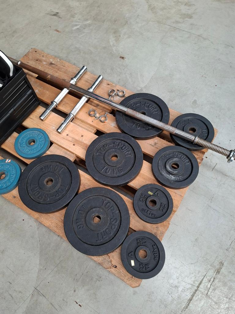 60 kilogram gewichten met halters en lange bar, Ophalen