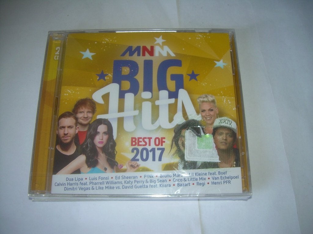 2 CD S - MNM - BIG HITS - BEST OF 2017, Cd's en Dvd's, Cd's | Verzamelalbums, Ophalen of Verzenden, Nieuw in verpakking, Dance