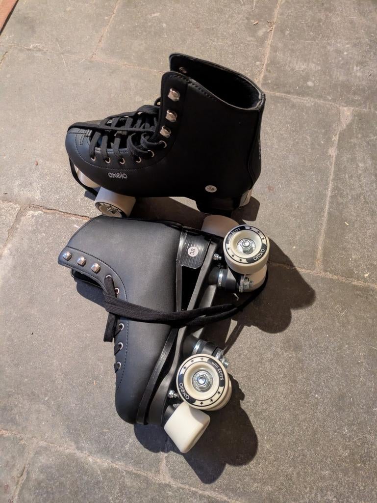 Rolschaatsen + bescherming maat 38, Ophalen
