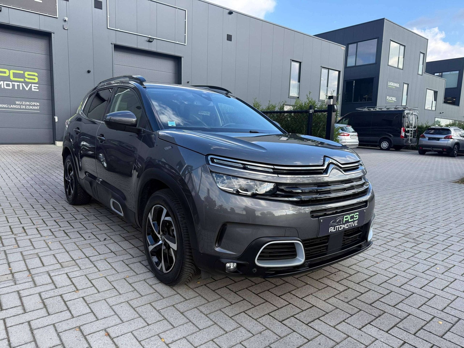 Citroen C5 Aircross 1.2 Benzine / Automaat / BTW-aftrekbaar, Auto's, Automaat, Dealer onderhouden, Gebruikt, 1199 cc