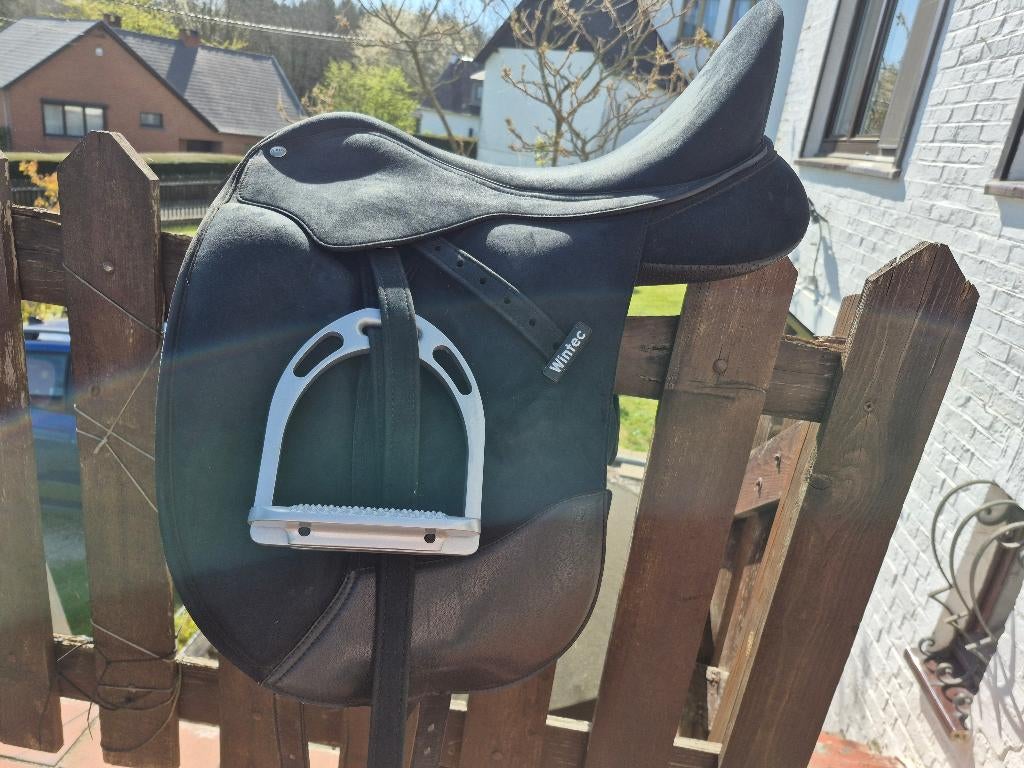 Selle Wintec pro dressage, Dieren en Toebehoren, Paarden en Pony's | Zadels, Zo goed als nieuw, Dressuur, Ophalen