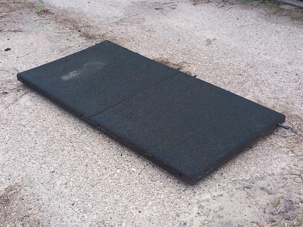80 Rubber tegels 50x100x5, Weidegang