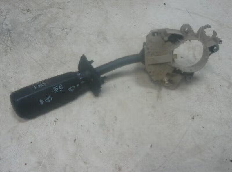 KNIPPERLICHTSCHAKELAAR CLK (C208) (208-546-0010), Gebruikt, Mercedes-Benz AG, Ophalen of Verzenden, Dialog.mb@mercedes-benz.com