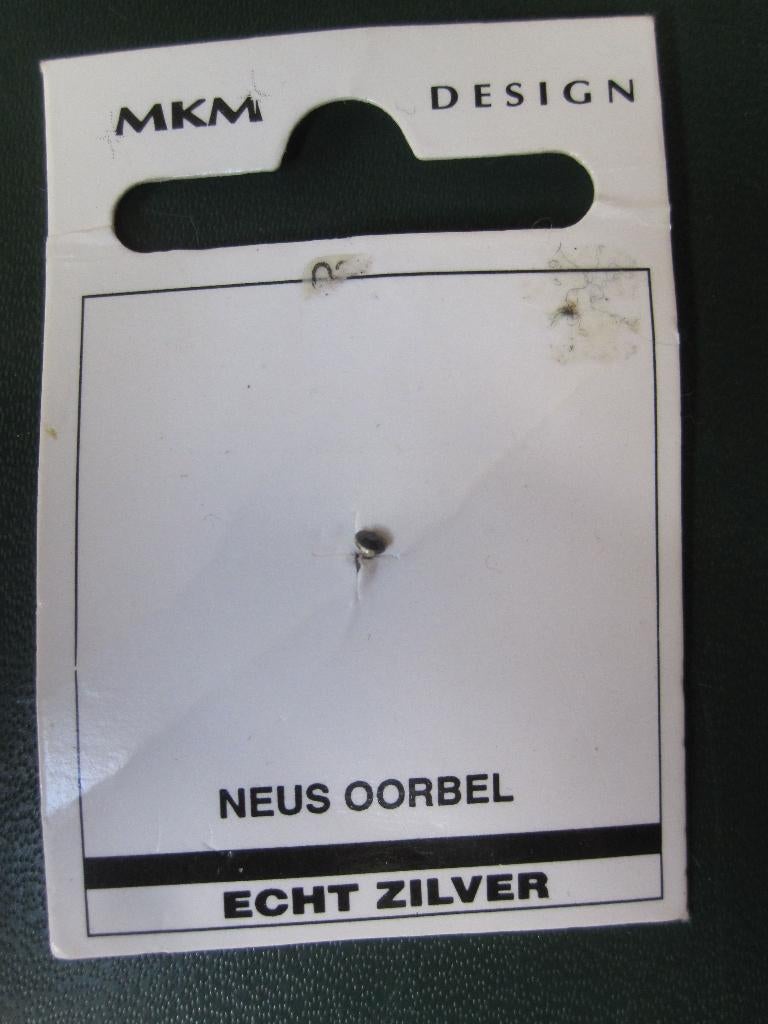 clochette avec pierre, Bijoux, Sacs & Beauté, Piercings, Enlèvement ou Envoi, Neuf, Acier, Piercing nez