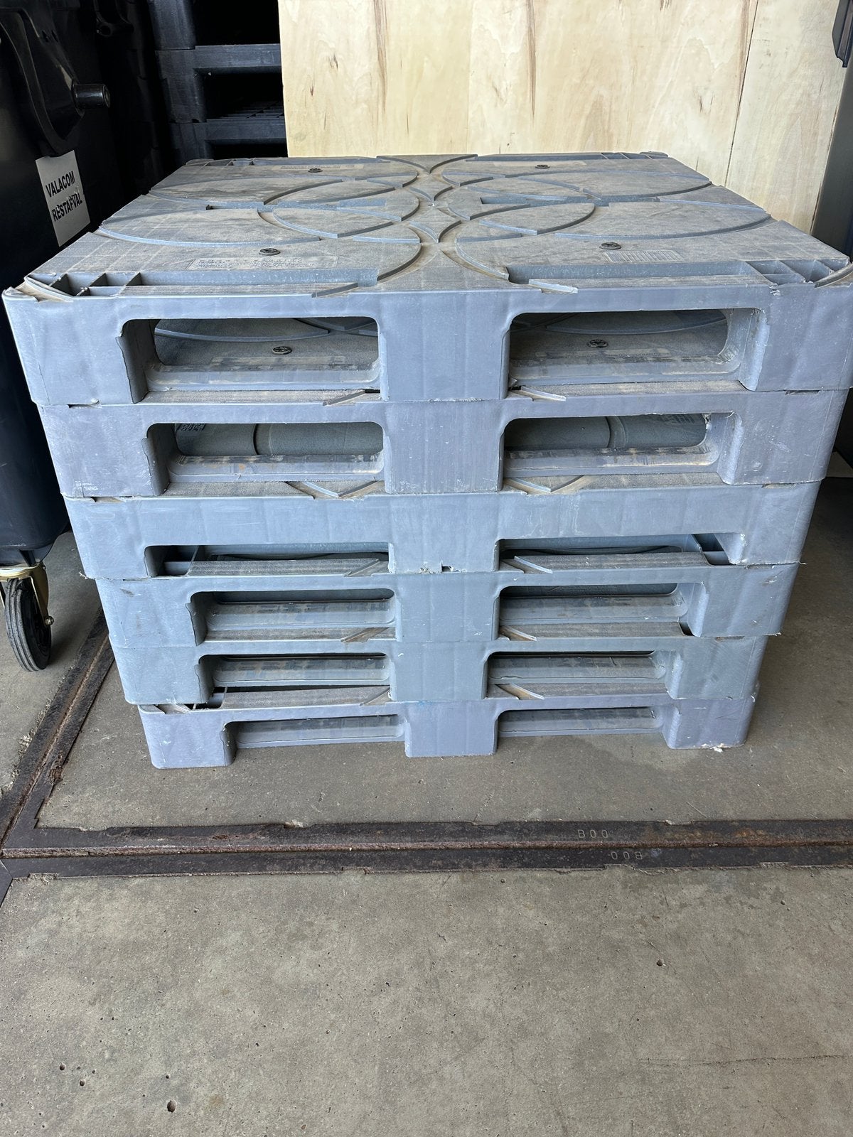 Kunststof/plastic pallets, Enlèvement, Utilisé, Synthétique