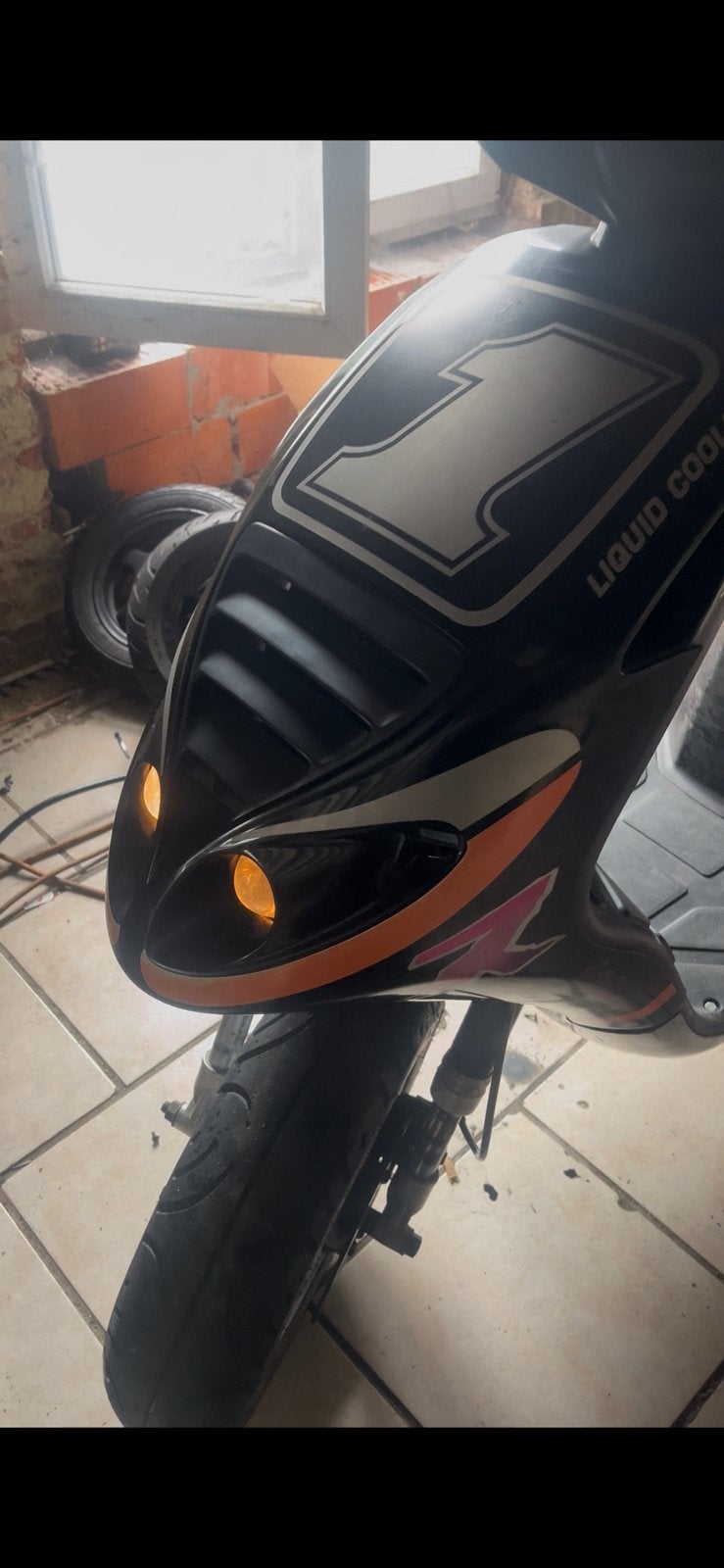 Piaggio nrg 125, Fietsen en Brommers, Ophalen, Zo goed als nieuw, NRG