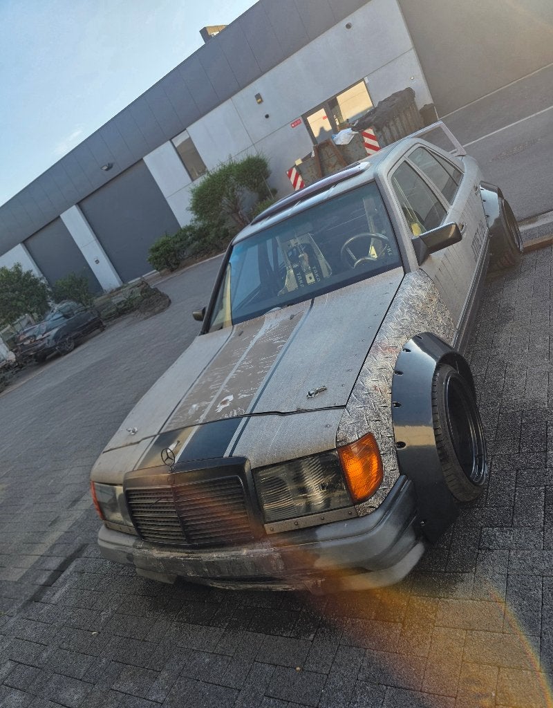 Mercedes, Auto's, Mercedes-Benz, Achterwielaandrijving, Overige kleuren, 5 deurs, 2 zetels