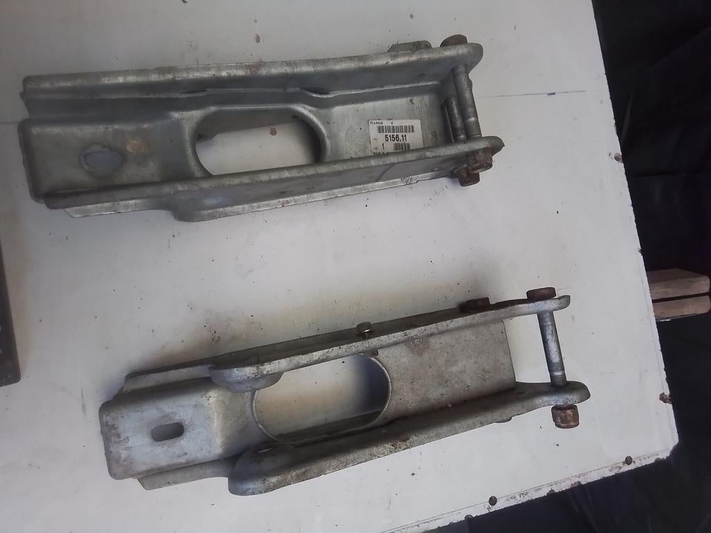 Supports de train arrière NEUFS     PEUGEOT 306, Enlèvement ou Envoi, Arrière, Peugeot