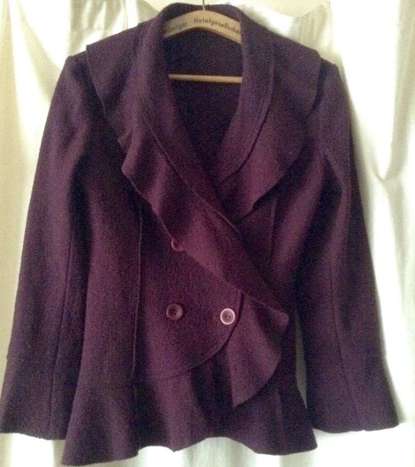 Veste en laine violette style Romantique/Gothique Chic t.38, Enlèvement ou Envoi, Taille 38/40 (M), Violet