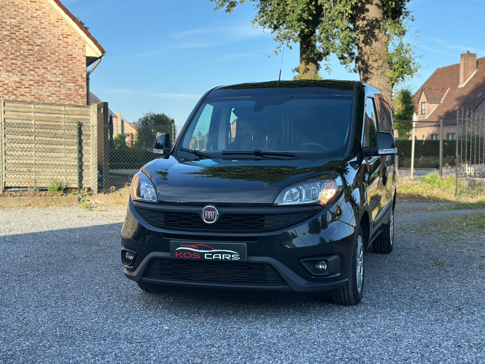 Fiat Doblo/1.6MJet/2022/Navi/Camera/Lichte Vracht/Garantie, Auto's, Dealer onderhouden, Stof, 4 cilinders, Zwart