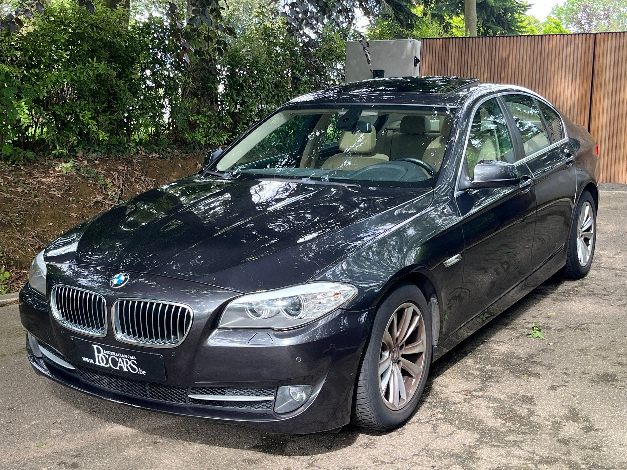 BMW 5 Serie 520 Xenon-Navigatie-Schuifdak-Leer-Pdc-17", Autos, Cuir, Entreprise, Carnet d'entretien, 120 kW