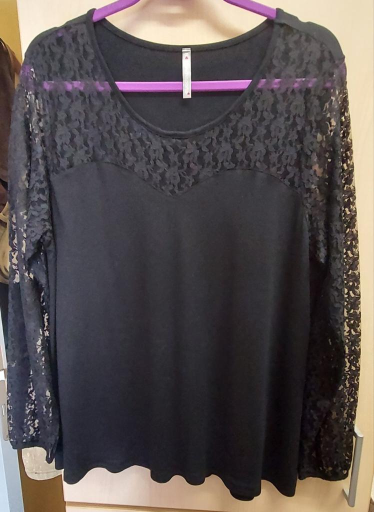 Très belle blouse neuve noir 46, Kleding | Dames, Grote Maten, Ophalen of Verzenden, Zwart