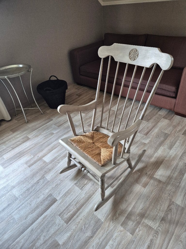 Schommelstoel, Ophalen, Gebruikt