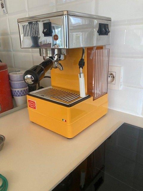Quick Mill 820 geel, Elektronische apparatuur, Koffiezetapparaten, Ophalen, Gebruikt, Espresso apparaat, 10 kopjes of meer