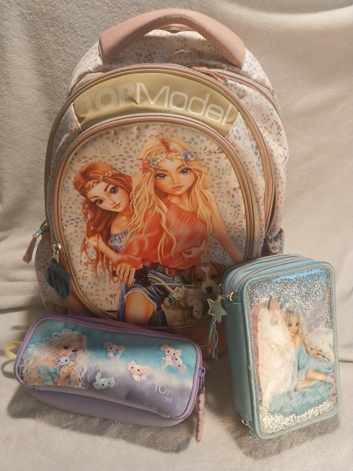TOP MODEL boekentas plus hoesjes, Ophalen