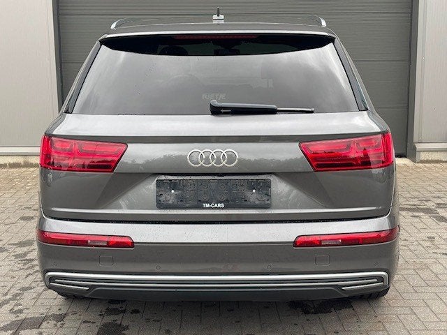 Audi Q7 E-tron pano dak matrix, Auto's, Automaat, https://public.car-pass.be/vhr/2672dd74-6f5b-460e-8934-99fee50b94c1, Beige, Bedrijf