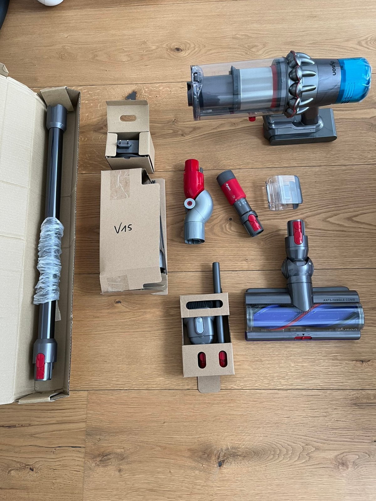 Dyson V15 NIEUW, Ophalen of Verzenden, Zo goed als nieuw, Dyson