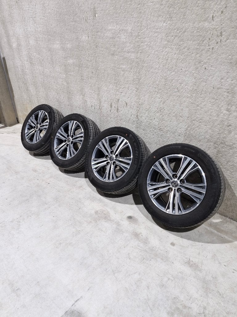 16duim velgen met banden/ renault megane 4., Autos : Pièces & Accessoires, Pneus & Jantes, Pneus et Jantes, 16 pouces, Véhicule de tourisme