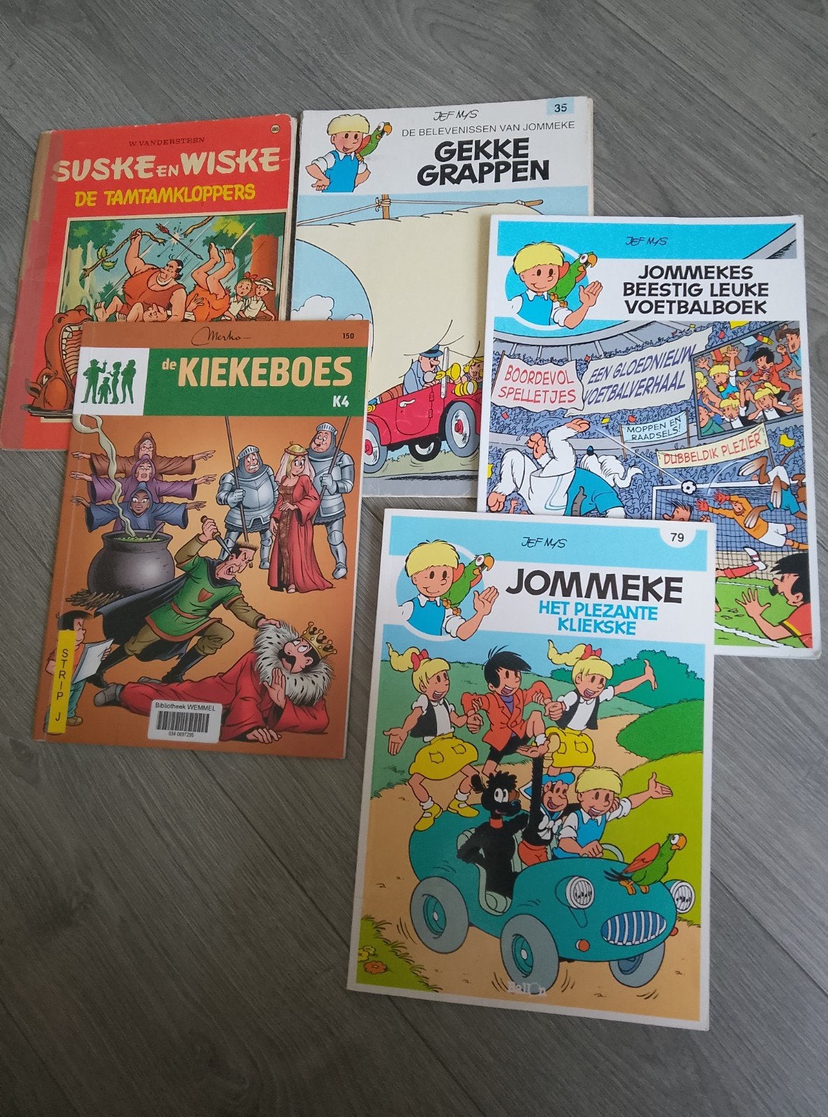 Stripverhalen (nederlands), Boeken, Ophalen