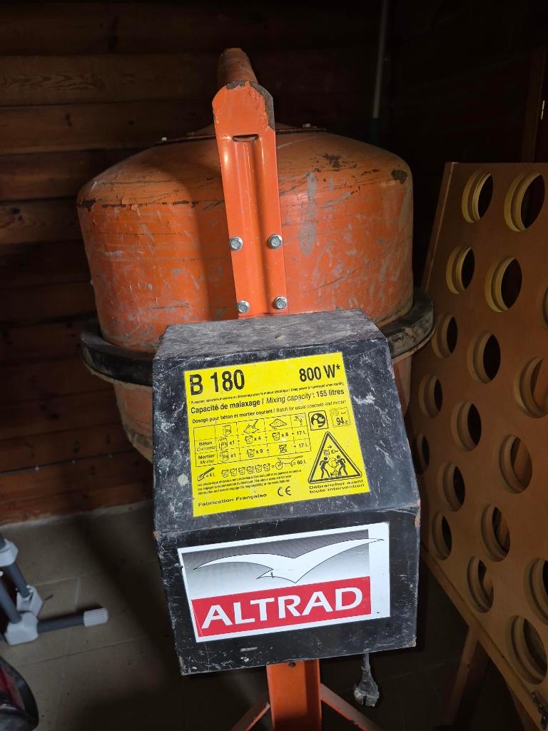 Bétonnière électrique 800 W, 155 litres., Bricolage & Construction, Enlèvement, Utilisé