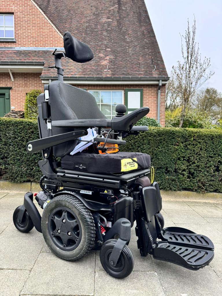 quickie Q500M electrische rolstoel 6wiel Invalide rolwagen, Ophalen of Verzenden, Inklapbaar, Zo goed als nieuw, Elektrische rolstoel
