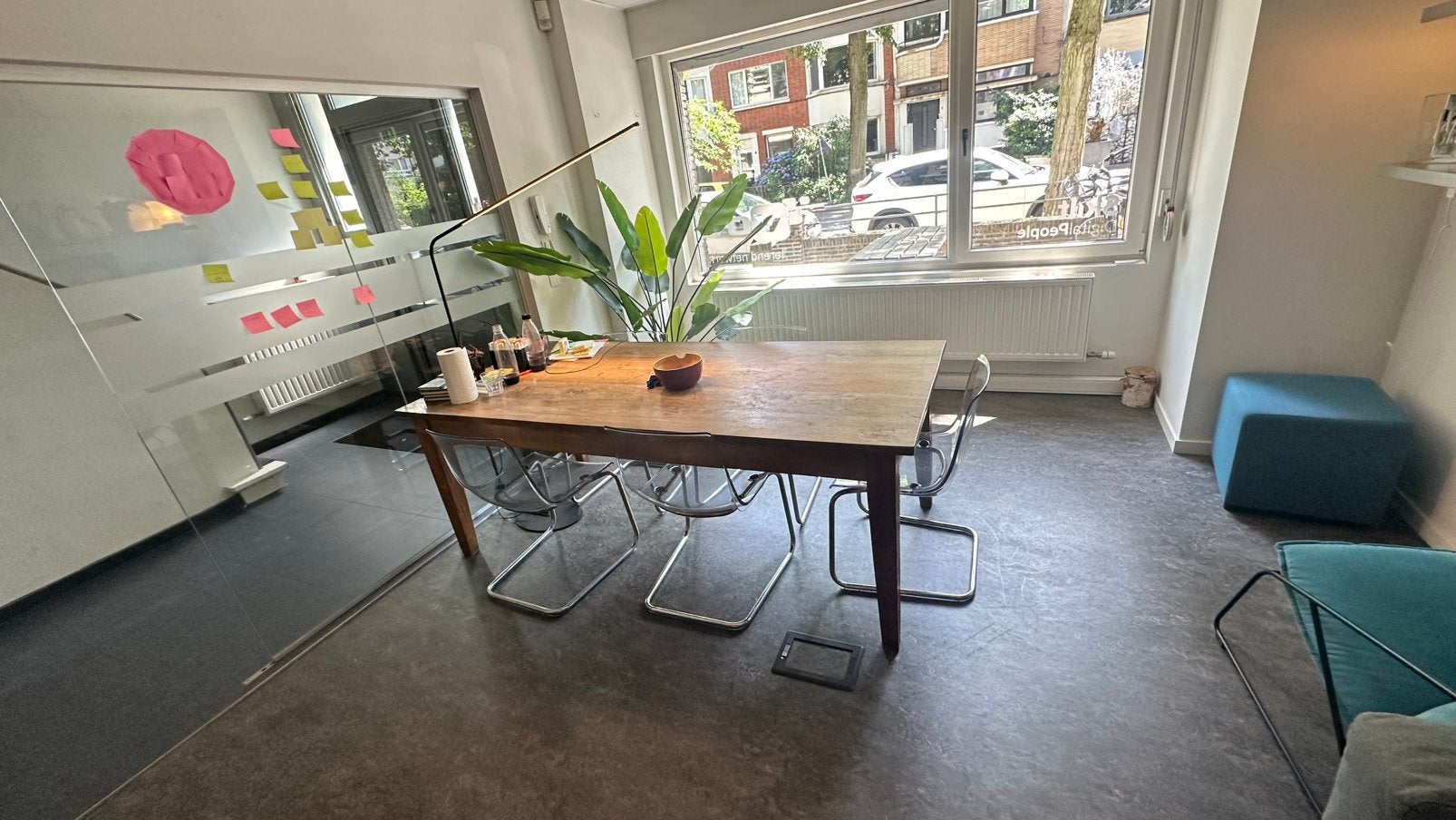 Grote massieve eiken vergadertafel / eettafel 219 x 99 cm, Huis en Inrichting, Ophalen
