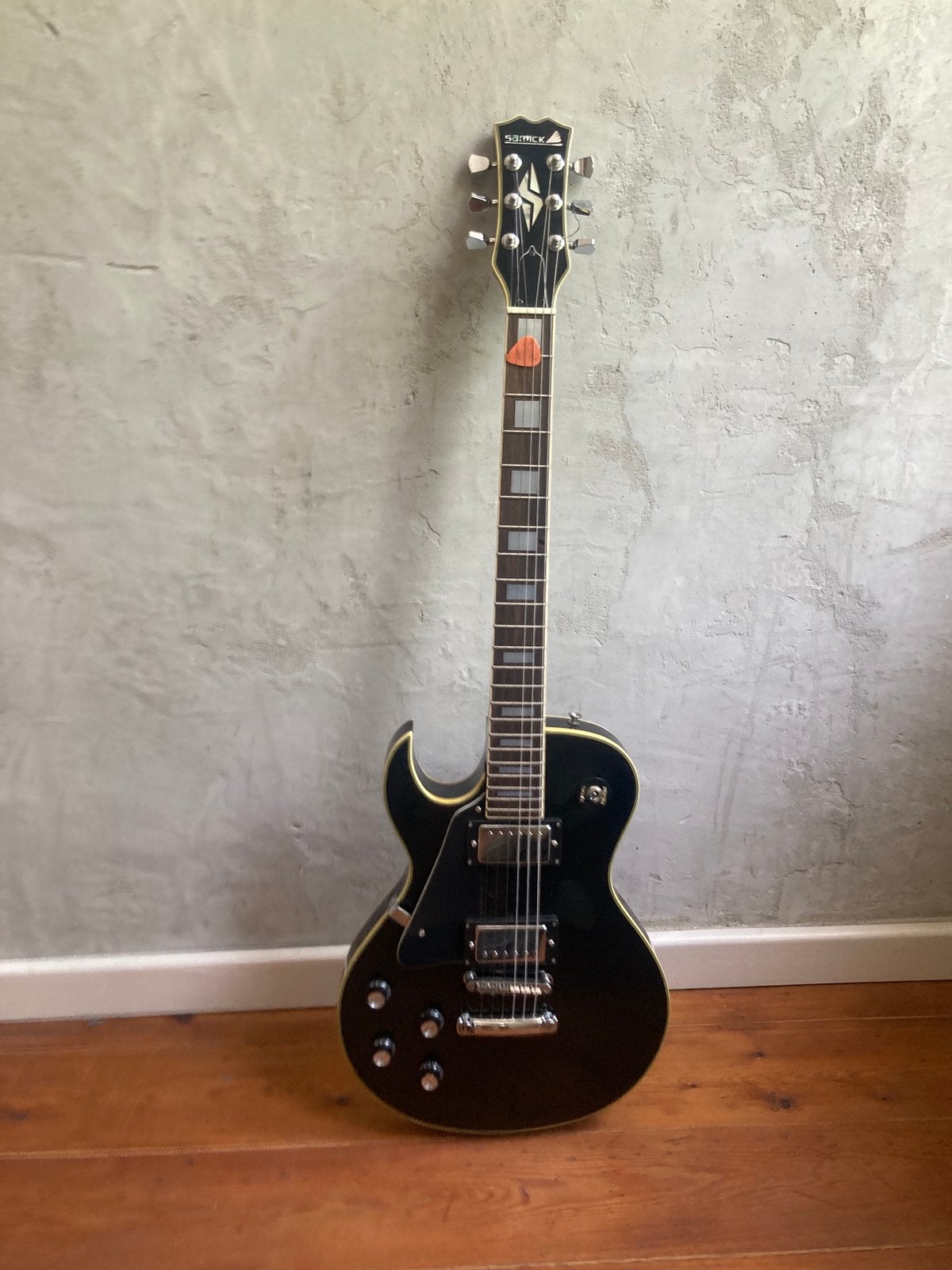 SAMICK LCE 450/L (guitare gaucher), Musique & Instruments, Instruments à corde | Guitares | Électriques, Enlèvement, Utilisé