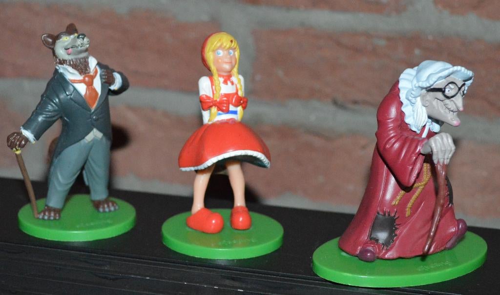 12 figurines Efteling C1000, Enlèvement ou Envoi, Comme neuf, Statue ou Poupée