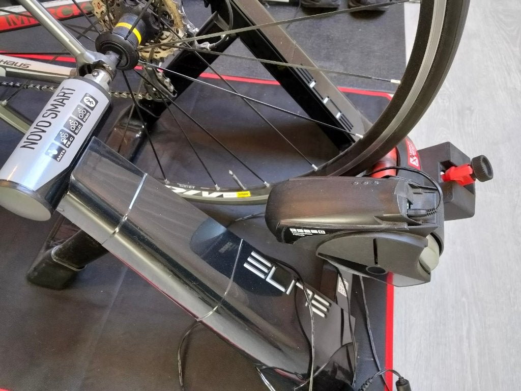 Rouleaux de vélo Elite Novo Smart, Enlèvement, Comme neuf