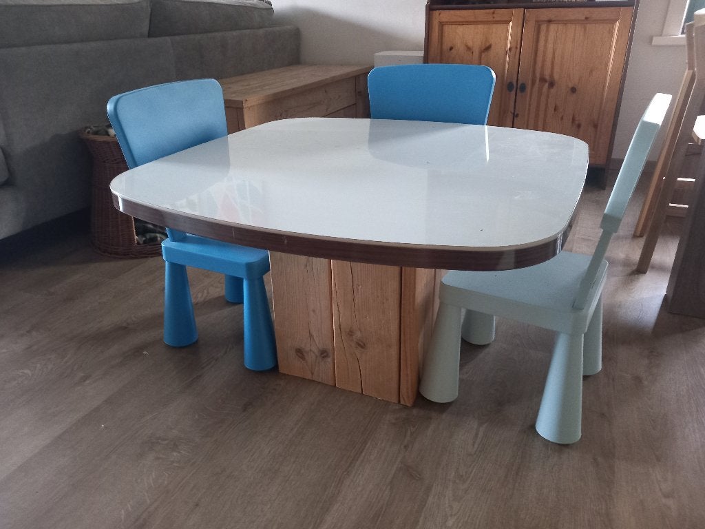 Kindertafel met stoeltjes, Kinderen en Baby's, Ophalen, Gebruikt