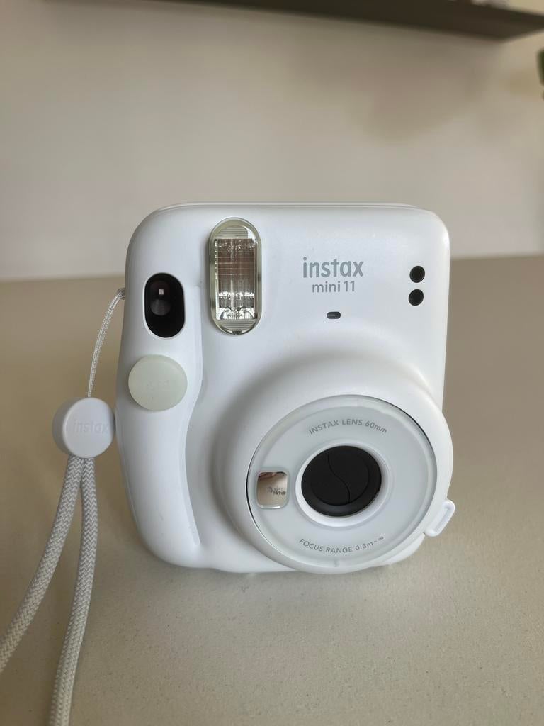Fujifilm insta&x mini 11 wit, Audio, Tv en Foto, Fotocamera's Analoog, Ophalen, Zo goed als nieuw