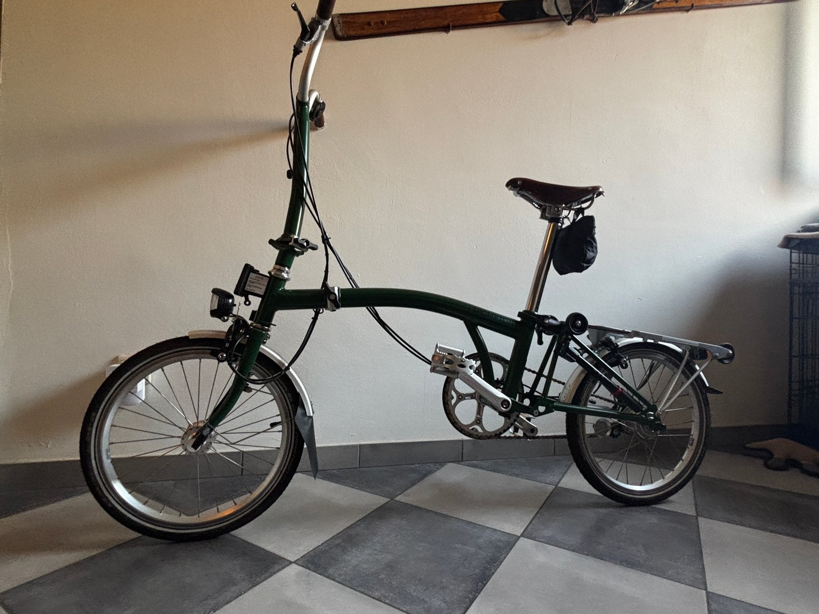 Nouveau vélo pliable Brompton avec selle en cuir marron, Vélos & Vélomoteurs, Neuf, Vitesses, Brompton, Enlèvement