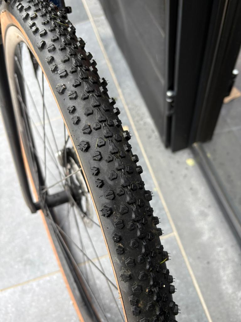 Gravelfiets, Fietsen en Brommers, Ophalen, Zo goed als nieuw
