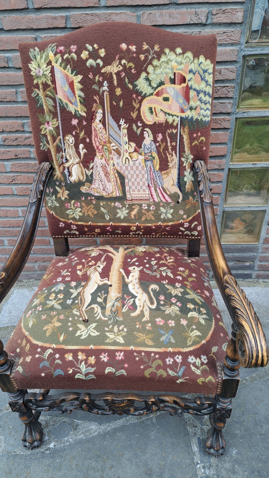 mooie oude antiek stoel, Ophalen