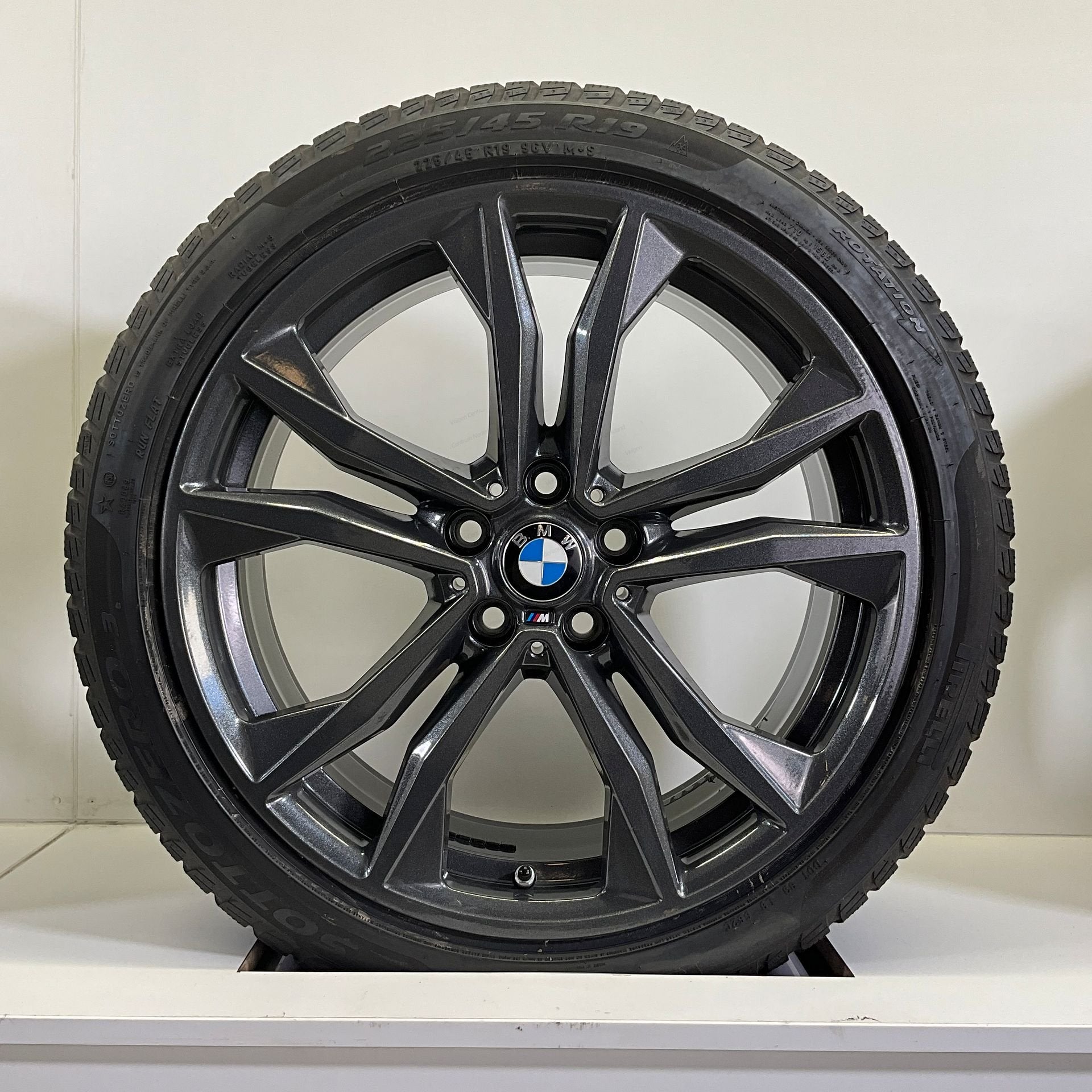 BMW X1 F48 X2 F39 SET VELGEN + ZOMERBANDEN 19 INCH ORIG. 715, Autos : Pièces & Accessoires, Pneus & Jantes, Pneus et Jantes, Pneus hiver