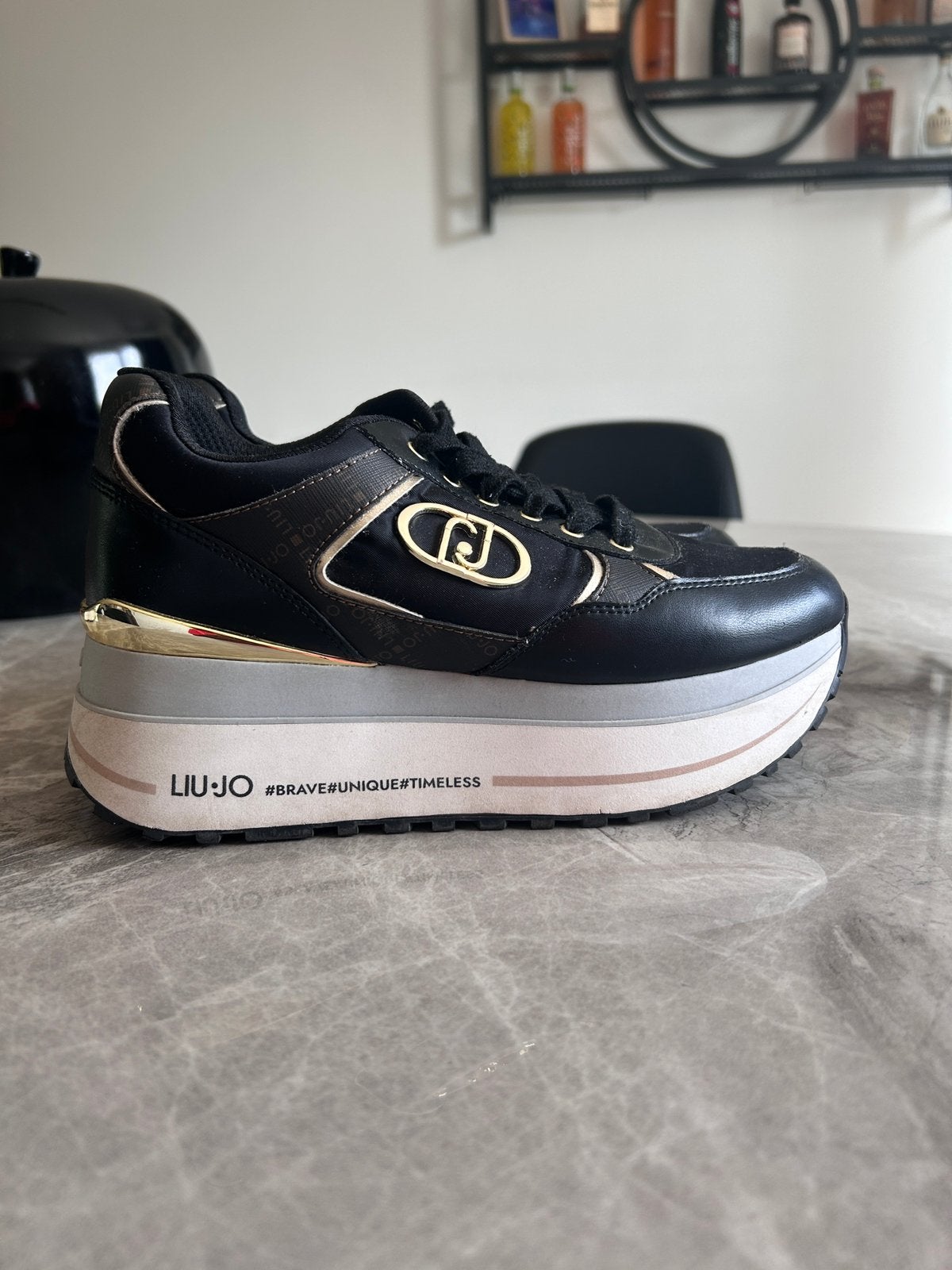 Chaussure liu Jo à vendre, Enlèvement, Comme neuf