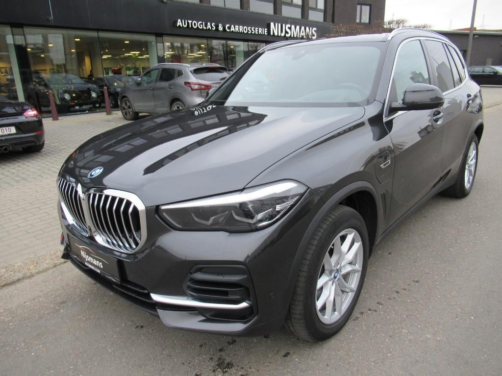 BMW X5 xDrive45e PHEV-HUD-PANO-Cuir-Memory-WLTP 27 CO², Argent ou Gris, Entreprise, 27 g/km, Noir