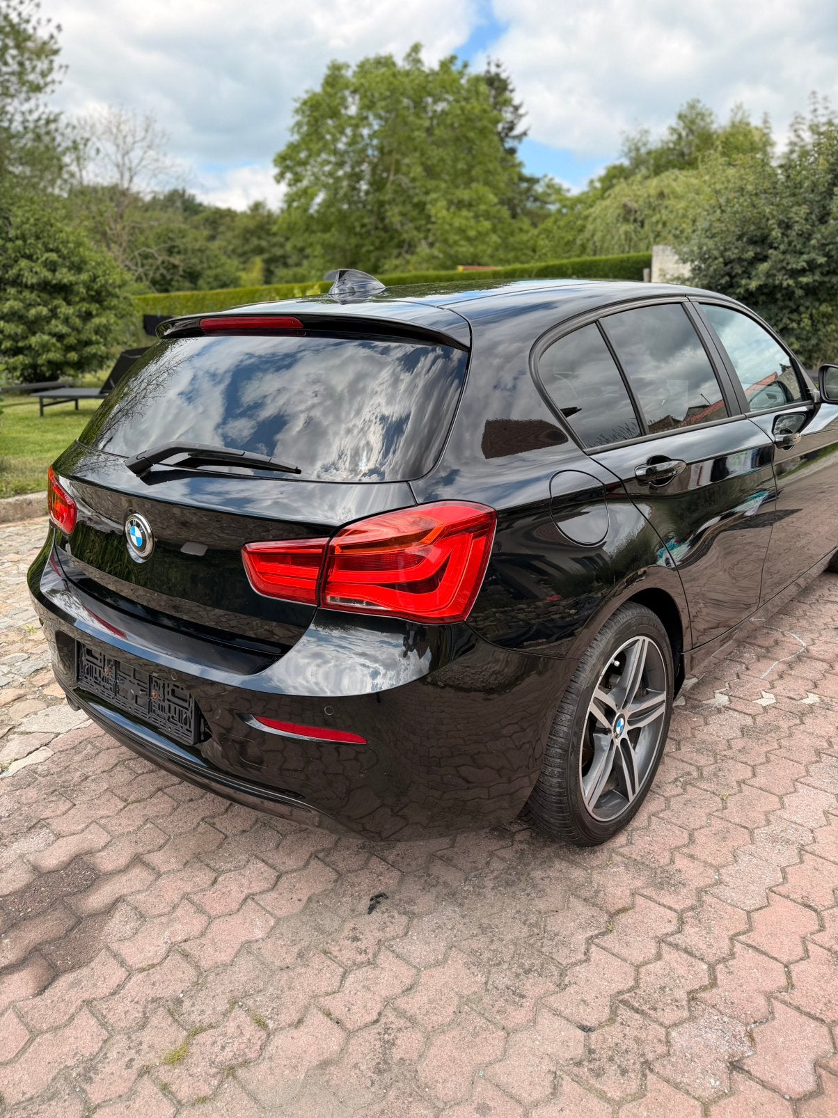Bmw 116d f20 2016, Auto's, Bluetooth, 1 Reeks, Zwart, Zwart