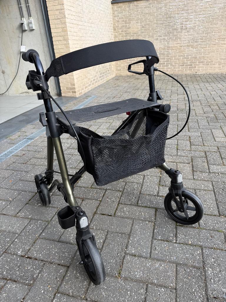 Rollator goede staat, Ophalen, Opvouwbaar, Zo goed als nieuw