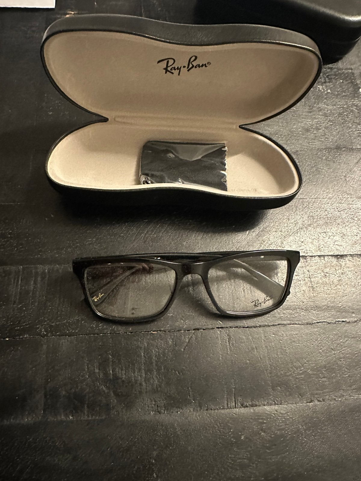 lunettes, Bijoux, Sacs & Beauté, Enlèvement ou Envoi, Comme neuf, Ray-Ban, Lunettes