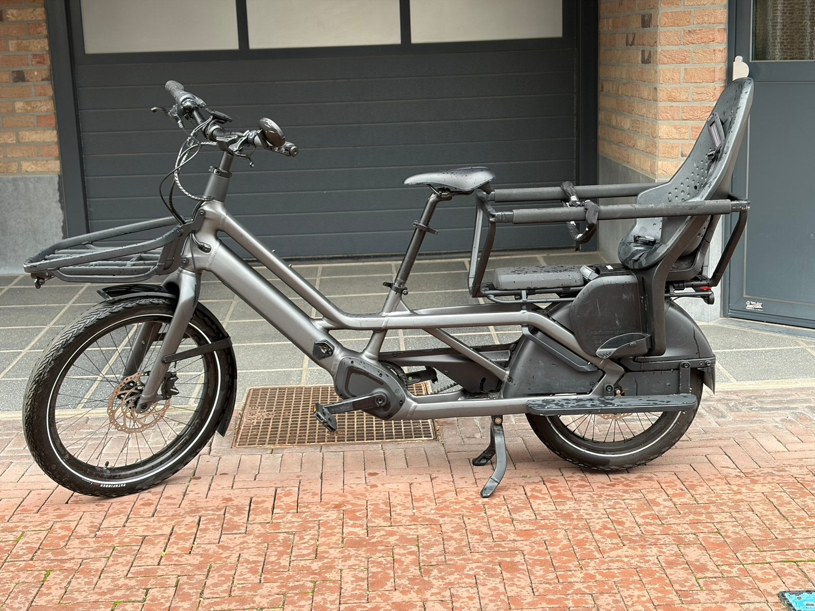 Specialized Turbo Porto E-Cargofiets | Longtail + Kinderzit, Enlèvement ou Envoi, Comme neuf, 50 km par batterie ou plus