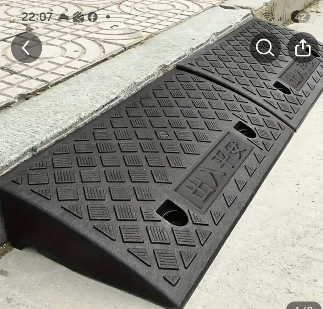 Opstap drempel van 1 meter lang (2x50 cm), Ophalen, Kunststof, Zo goed als nieuw, Minder dan 100 cm