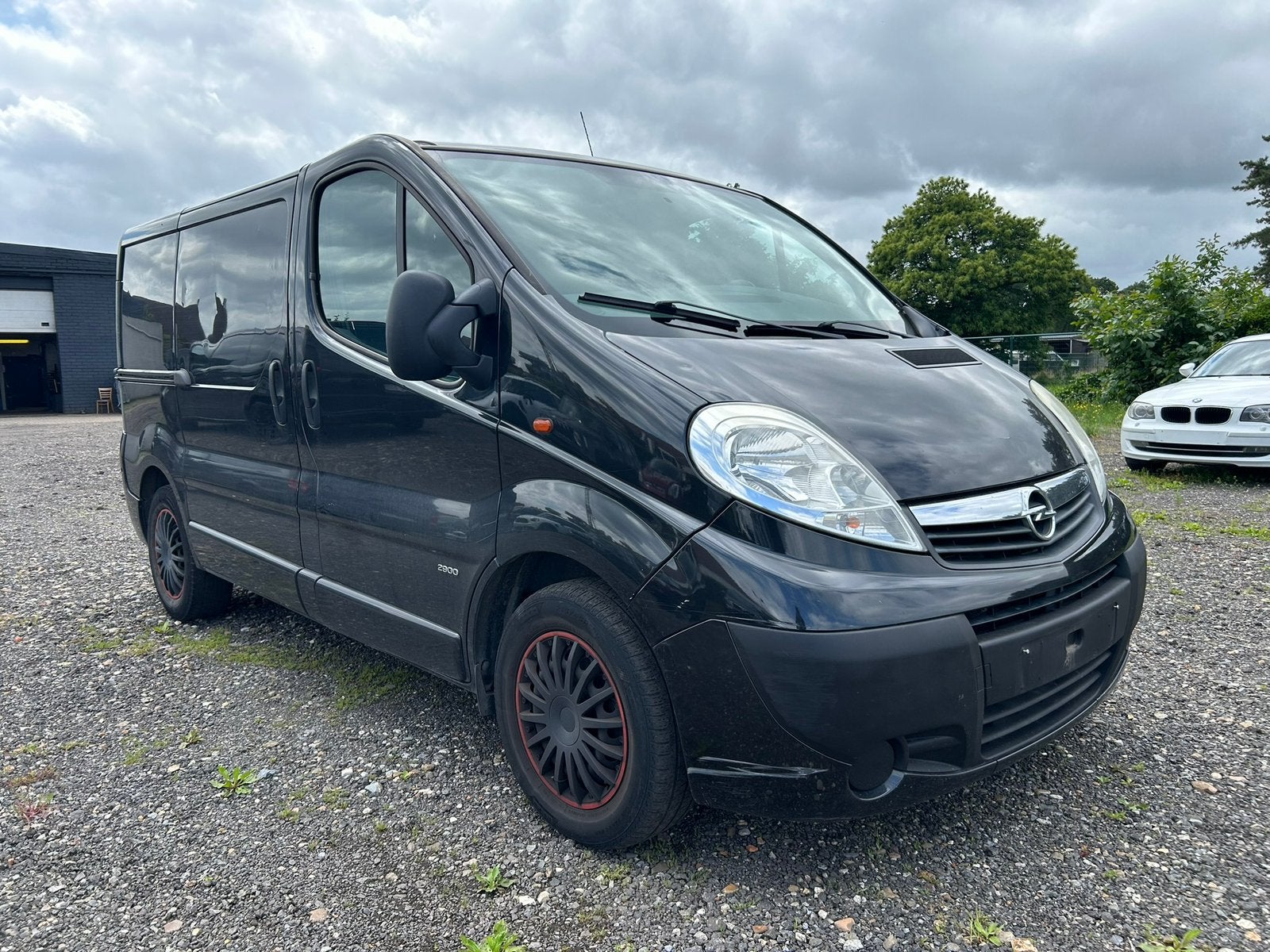 OPEL VIVARO 2.5 CDTi 2010 EURO 4, Auto's, 2500 cc, Bedrijf, 5 deurs, https://public.car-pass.be/vhr/1672c3da-81f4-42db-a7ff-204b02be7c14
