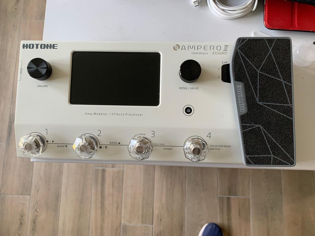 A vendre Hotone Ampero 2, Musique & Instruments, Enlèvement ou Envoi, Comme neuf, Multi-effet
